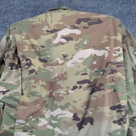 U.S. Army Combat Uniform OCP Camouflage Coat Size M Pockets Hook & Loop - Picture 4 of 12